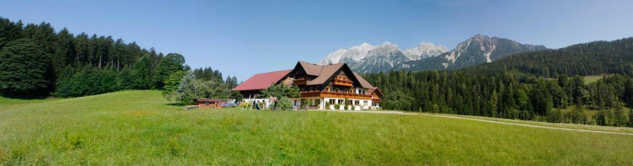 Pension Trillerhof Ramsau am Dachstein Bagian luar foto
